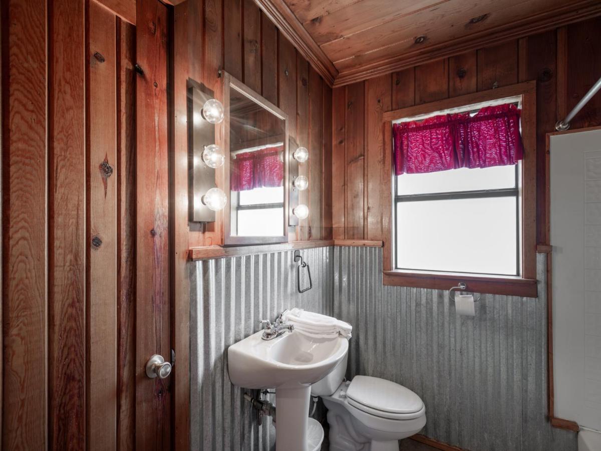 Alpine Cabin, 3 Bedrooms, Deck, Sleeps 8 Ruidoso Εξωτερικό φωτογραφία
