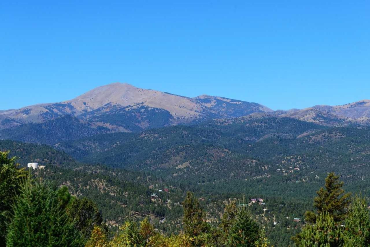 Alpine Cabin, 3 Bedrooms, Deck, Sleeps 8 Ruidoso Εξωτερικό φωτογραφία