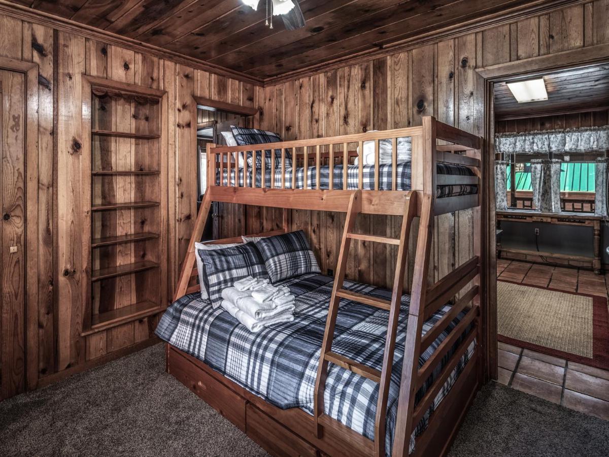 Alpine Cabin, 3 Bedrooms, Deck, Sleeps 8 Ruidoso Εξωτερικό φωτογραφία